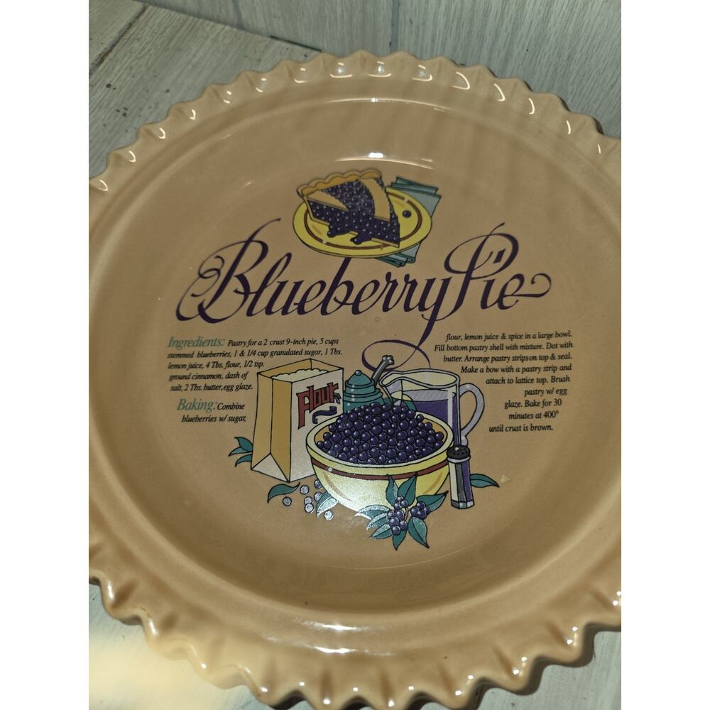 Vtg Blueberry Pie Recipe Dish Ceramic Scalloped Pan Lid Original Box GrandmaCore - Picture 3 of 10